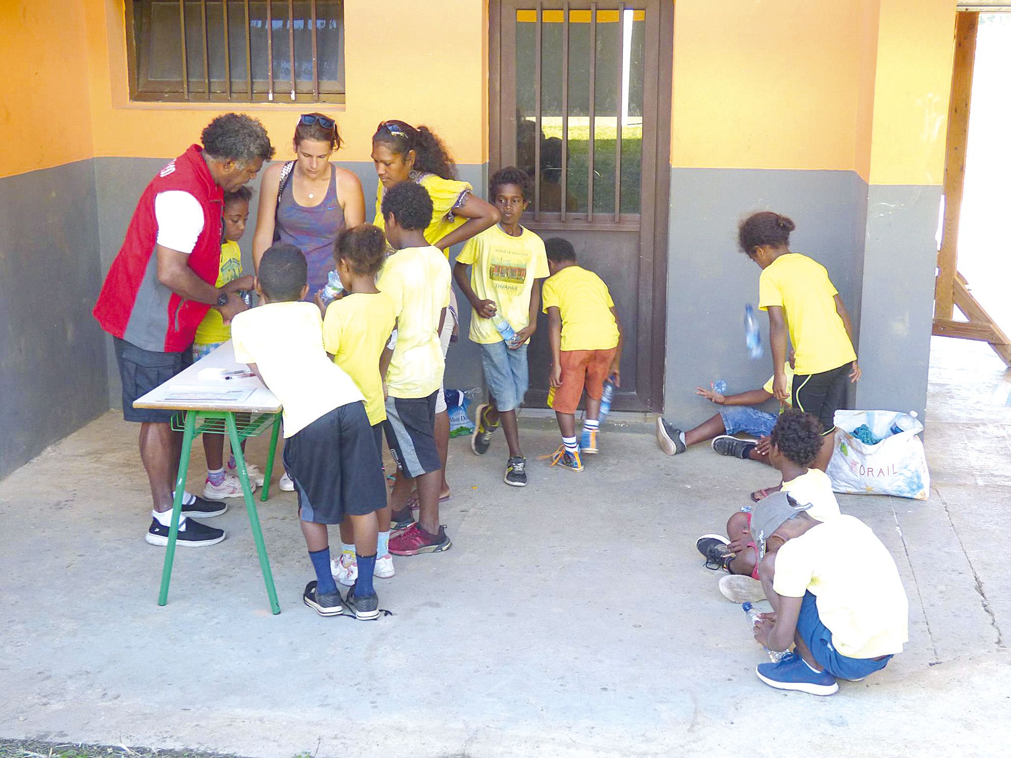 Un atelier « débat sur  les valeurs sportives »  a été mis en place.  Les enfants devaient  y désigner au moins deux valeurs ou qualités sportives. Partage, esprit d’équipe et respect ont été les plus cités.