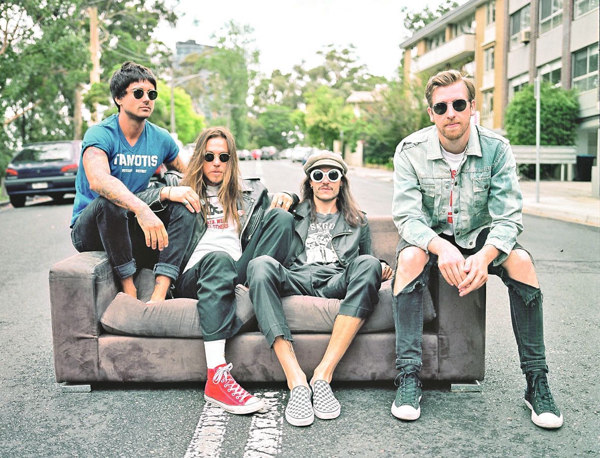 Les Australiens de Velvet Addiction, au style très 60’s, sont des petits nouveaux sur la scène rock, mais ils ont déjà réussi à se distinguer, sur les radios rock comme sur les chaînes de télévision musicales.Photo DR