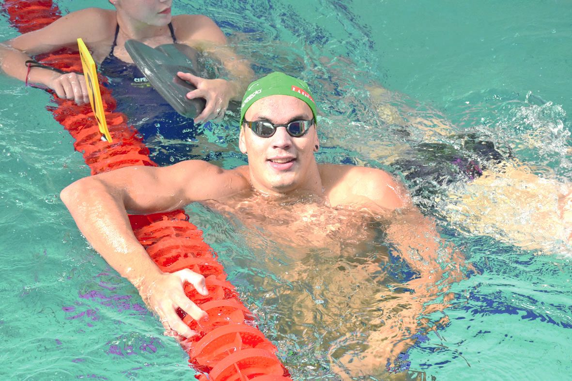 Thomas Oswald, heureux après sa médaille sur courte distance en brasse. Photo Y.C.