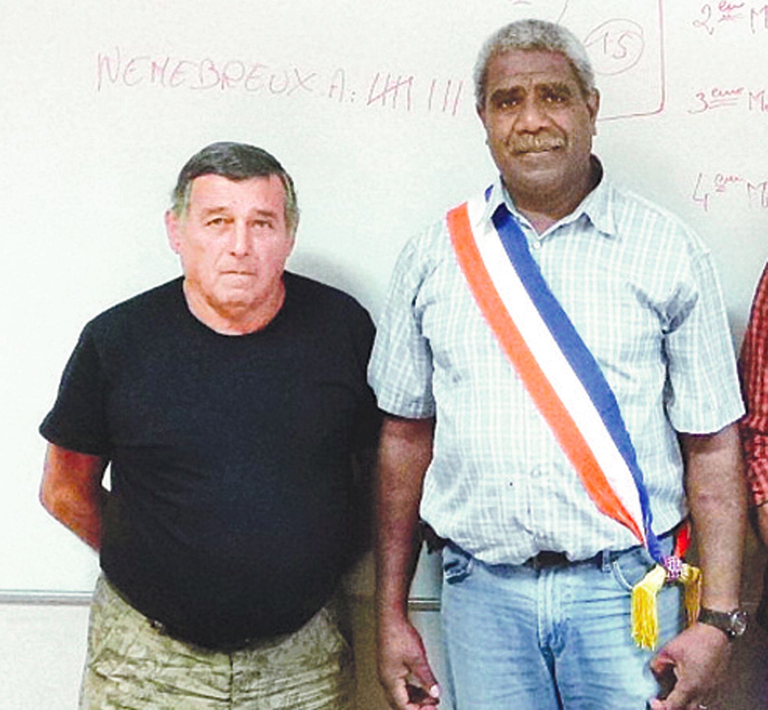Alexandre Nemebreux (à droite sur la photo) repart, comme lors des élections de 2014, avec André Ride sur sa liste. Photo Archives LNC