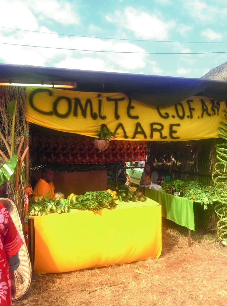 Des exposants venus de tout le pays proposaient leurs produits. Ici, Ceux  des producteurs  de Nengoné.