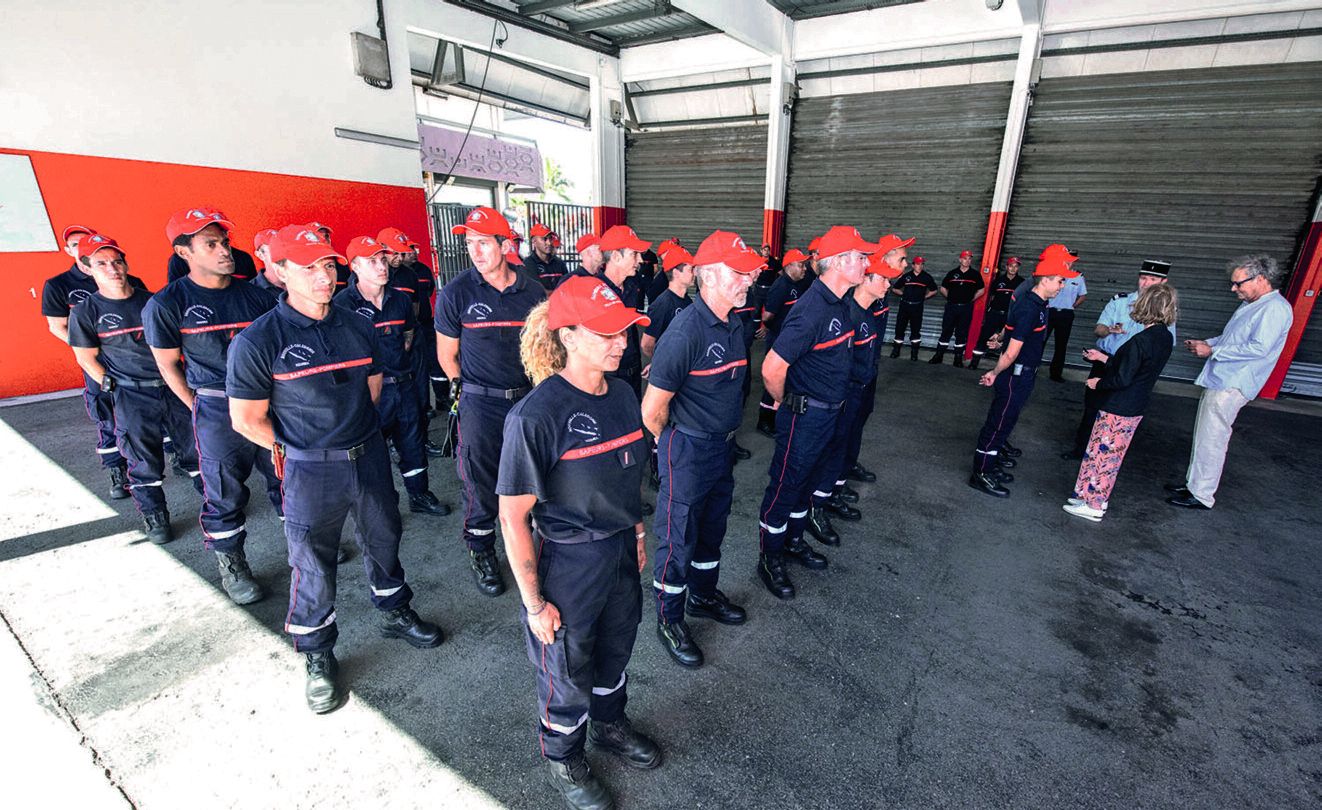 La ville compte 140 pompiers volontaires, supervisés par 70 professionnels et 15 officiers d’état-major. Photo Archives Julien Cinier