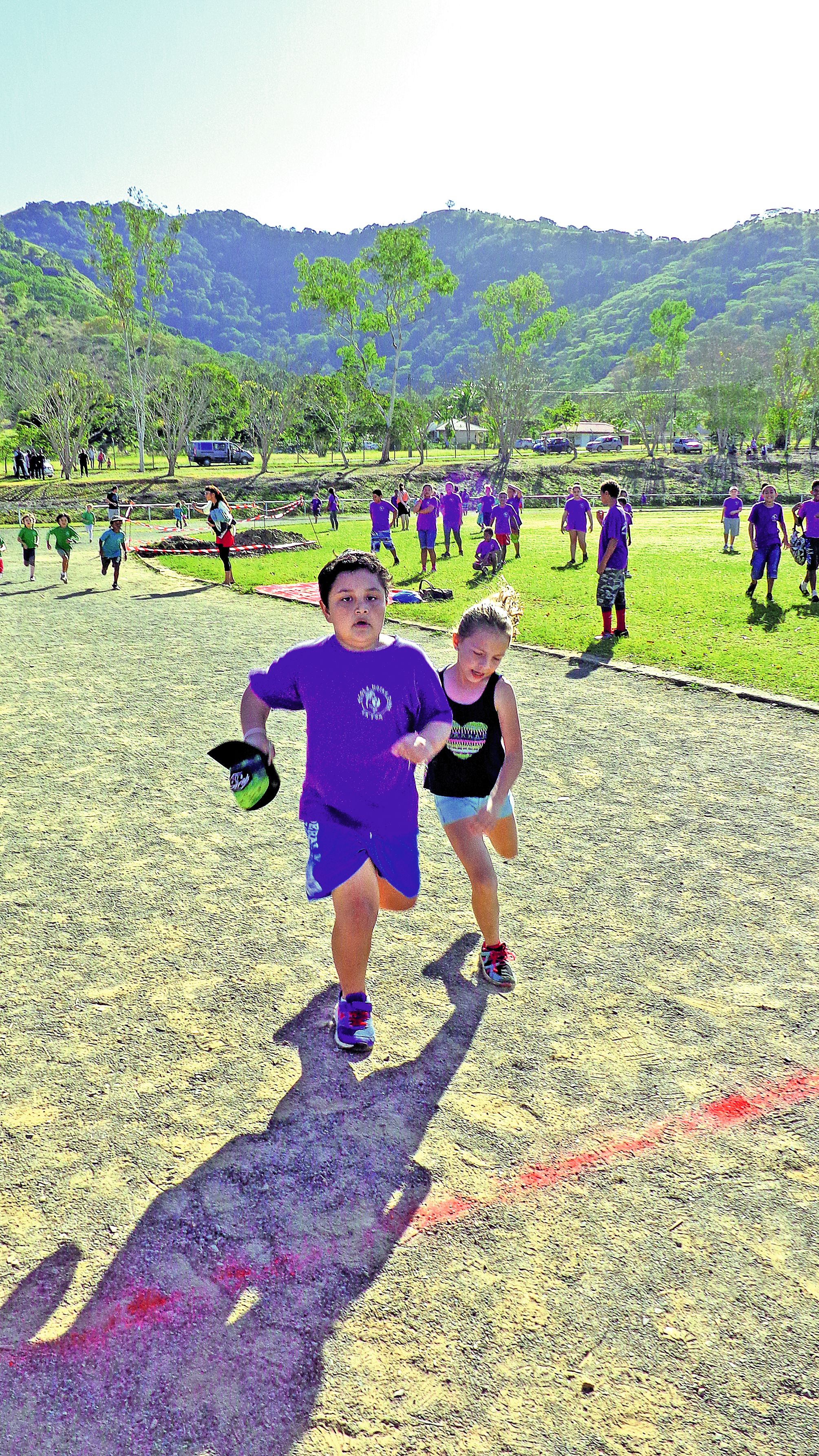 Les élèves, en duo pour certains, ont tout donné pour terminer cette épreuve qui s’est déroulée dans un esprit très sportif et en présence de nombreux parents.