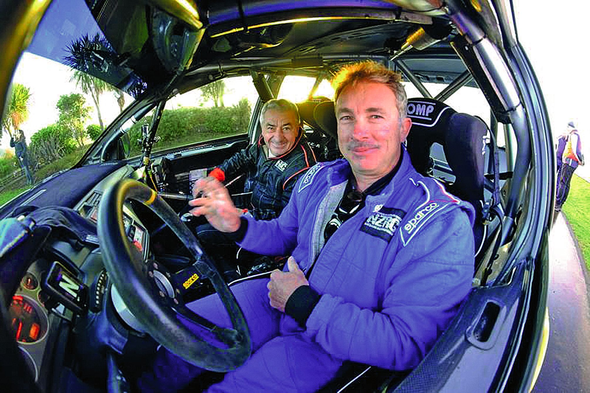 Eugène Creugnet (à gauche) et son copilote Philippe Delrieu lors du Rallye de Coromandel la semaine dernière. Photo NZ Rallye Championship