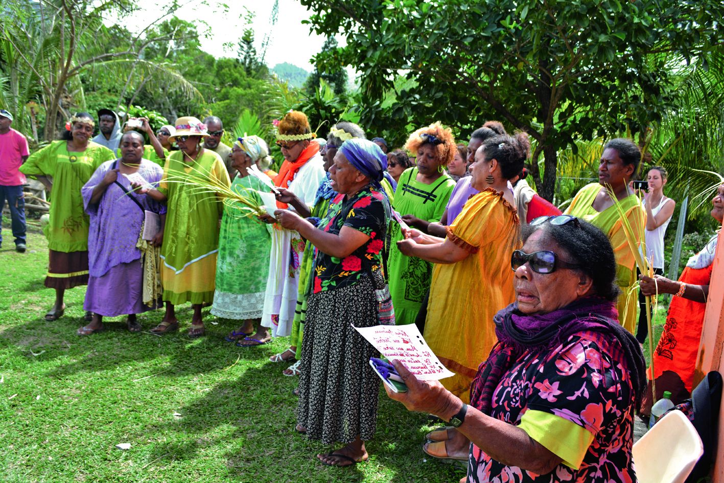 Pour l’occasion, les femmes de la tribu ont écrit une chanson qu’elles ont interprétée en langue vernaculaire et en français.