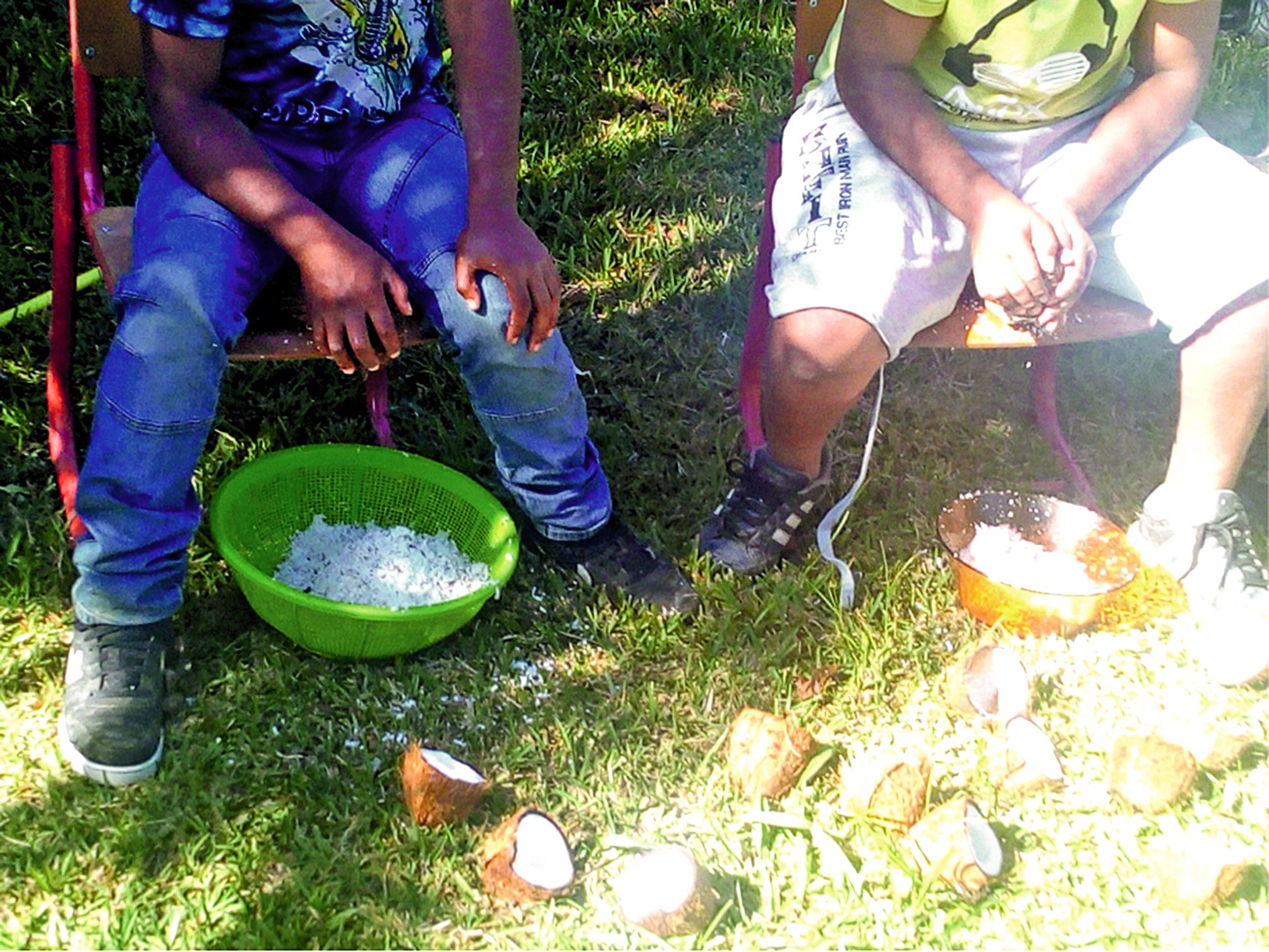 Le tubercule a été cuisiné sous forme de mwata, de frites, de gratin, de bougna, de hachis Parmentier, et de boulettes… Certaines recettes ont nécessité que les enfants râpent eux-mêmes les noix de coco.