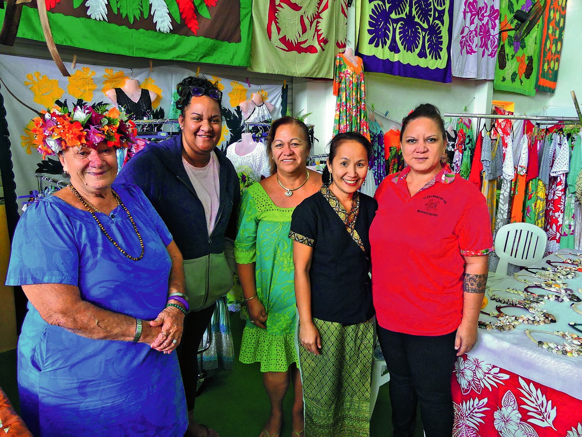 Pour les artisans venus des îles Australes, cette exposition est l’occasion de mettre en avant leurs travaux et de dénicher de nouveaux marchés.