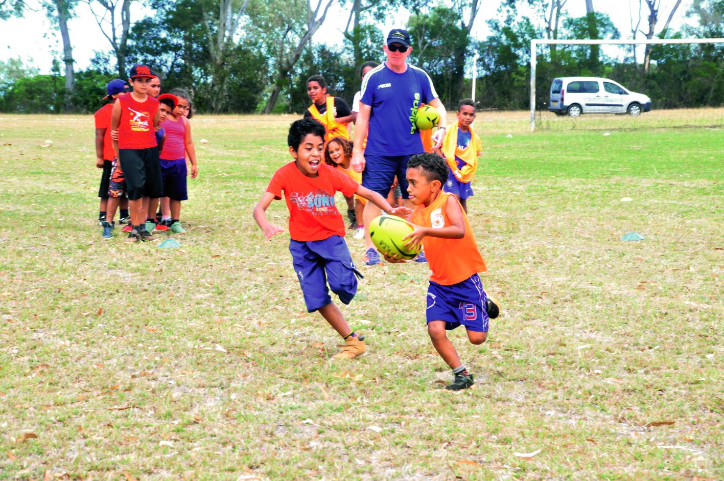 L’atelier dédié au ballon ovale était animé par Gilles Estève, entraîneur et référent nordiste de la Ligue de rugby.