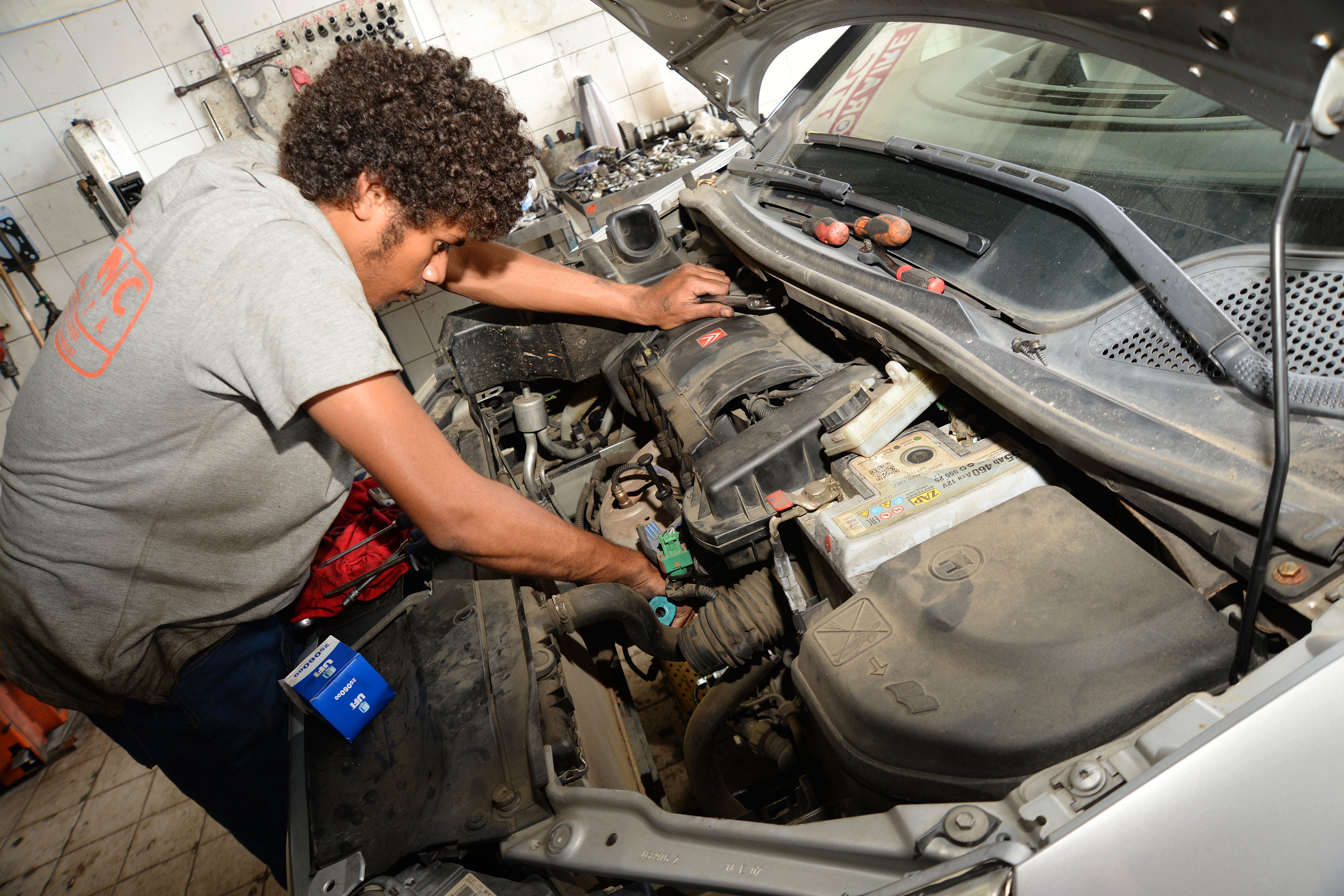« Personne ne peut aujourd’hui calculer l’impact de la réglementation  en termes de perte de rentabilité », explique un garagiste. Thierry Perron