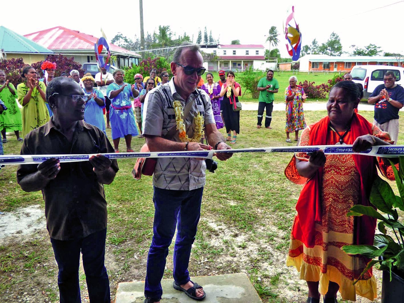 Le Centre d’accueil pejii a été inauguré, samedi, par deux membres du Secours catholique Caritas France.