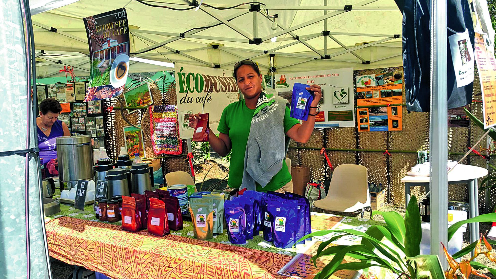 L’écomusée du Café était aussi présent lors du Festival pour « le partage des cultures et des traditions », comme le souligne l’équipe de José Kabar. Une dégustation  de bourbon pointu  y a été organisée.