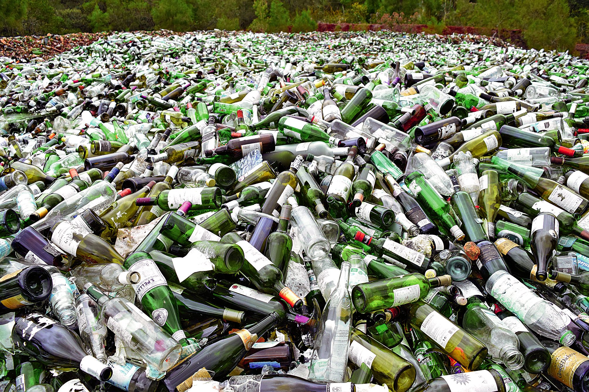 Le 16 octobre 2015, le gisement de verre de la mairie du Mont-Dore représentait 500 tonnes.   