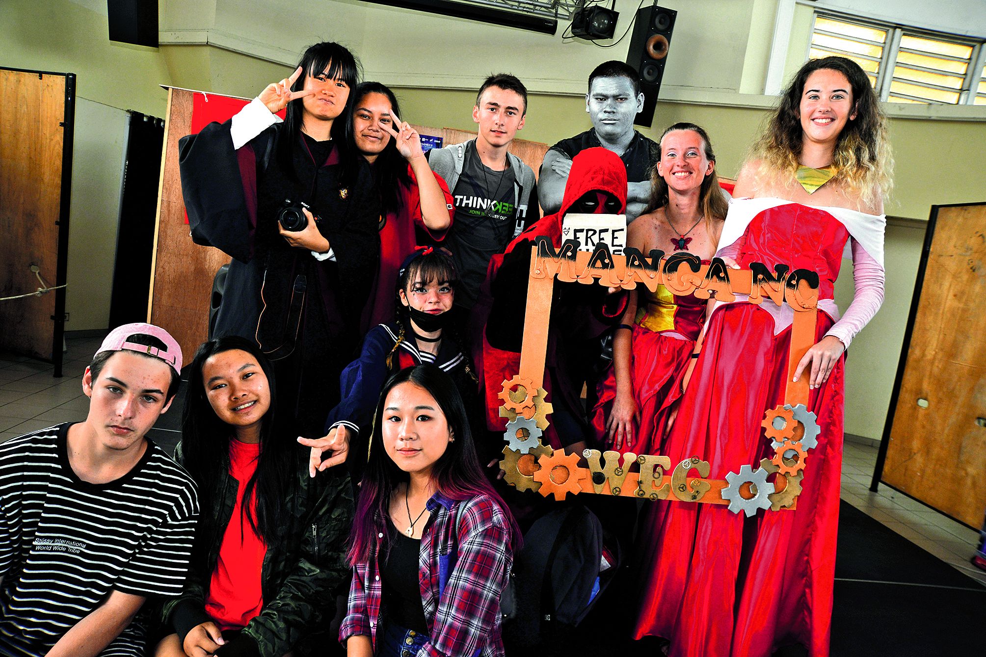 L’association Manga NC, qui regroupe des passionnés de manga, est présente au Week-end Geek. Certains de ses membres sont venus costumés. C’est une autre animation proposée pendant ces trois jours, des concours de Cosplay, mais aussi, avec le Sci-Fi club,