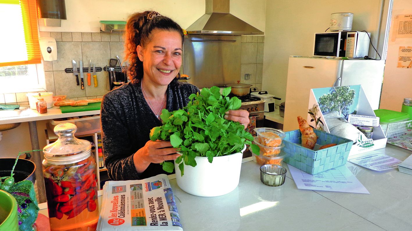 Emmanuelle Roy combat sa maladie en mangeant sainement et propose à ses clients une restauration identique à la sienne.Photo E.J.
