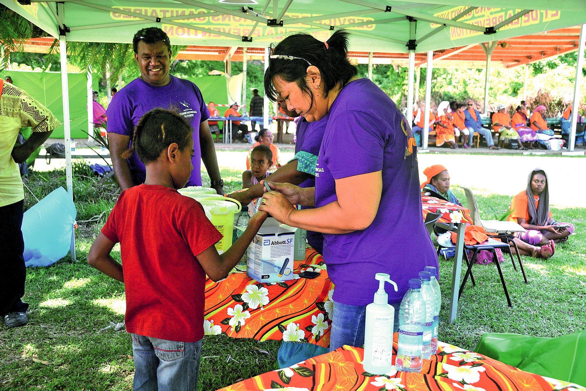 Vers 13 h 30, environ 450 personnes étaient déjà venues  se faire dépister contre le diabète.