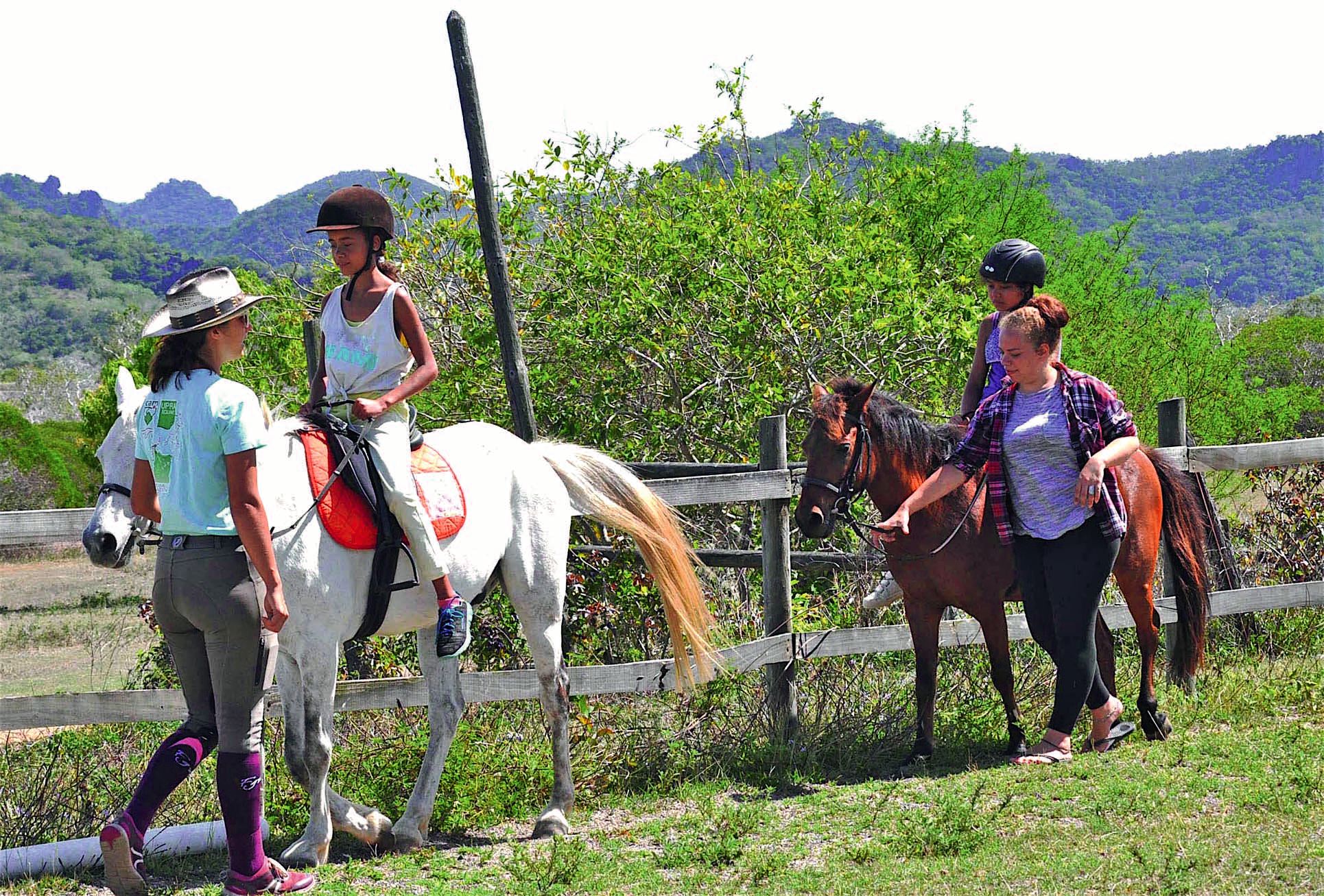 « Cette année, au lieu d’offrir les traditionnels cadeaux de Noël, nous avons voulu innover en leur proposant cette matinée qui sera clôturée par un goûter, agrémenté d’une pochette-surprise », souligne Elisabeth Reuillard, membre du Kiwanis Ralia Koumac,
