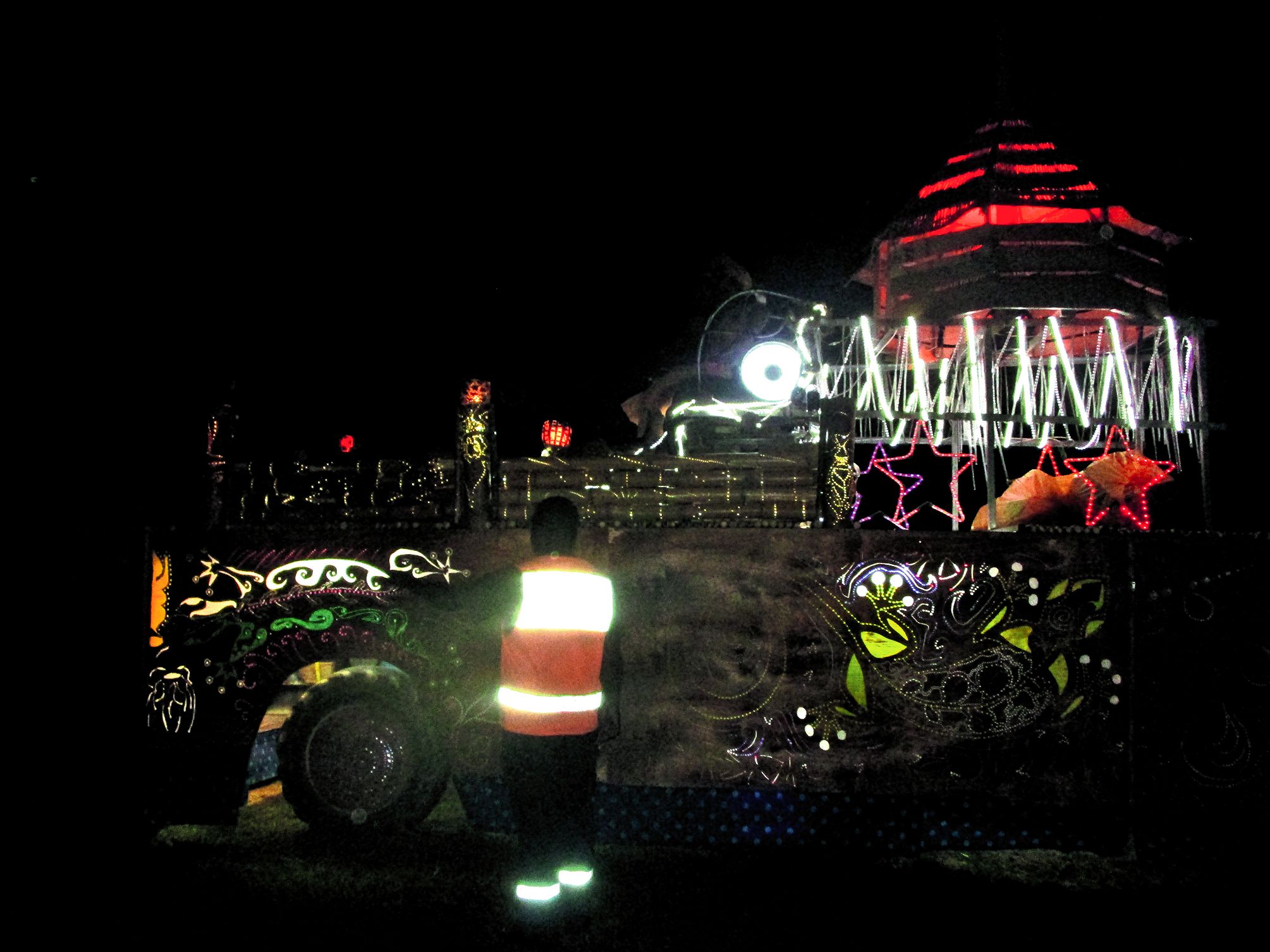 L\'arrivée de Pwanumê̂, ce qui veut dire en langue paicî le vieil homme, sur son char de lumière.