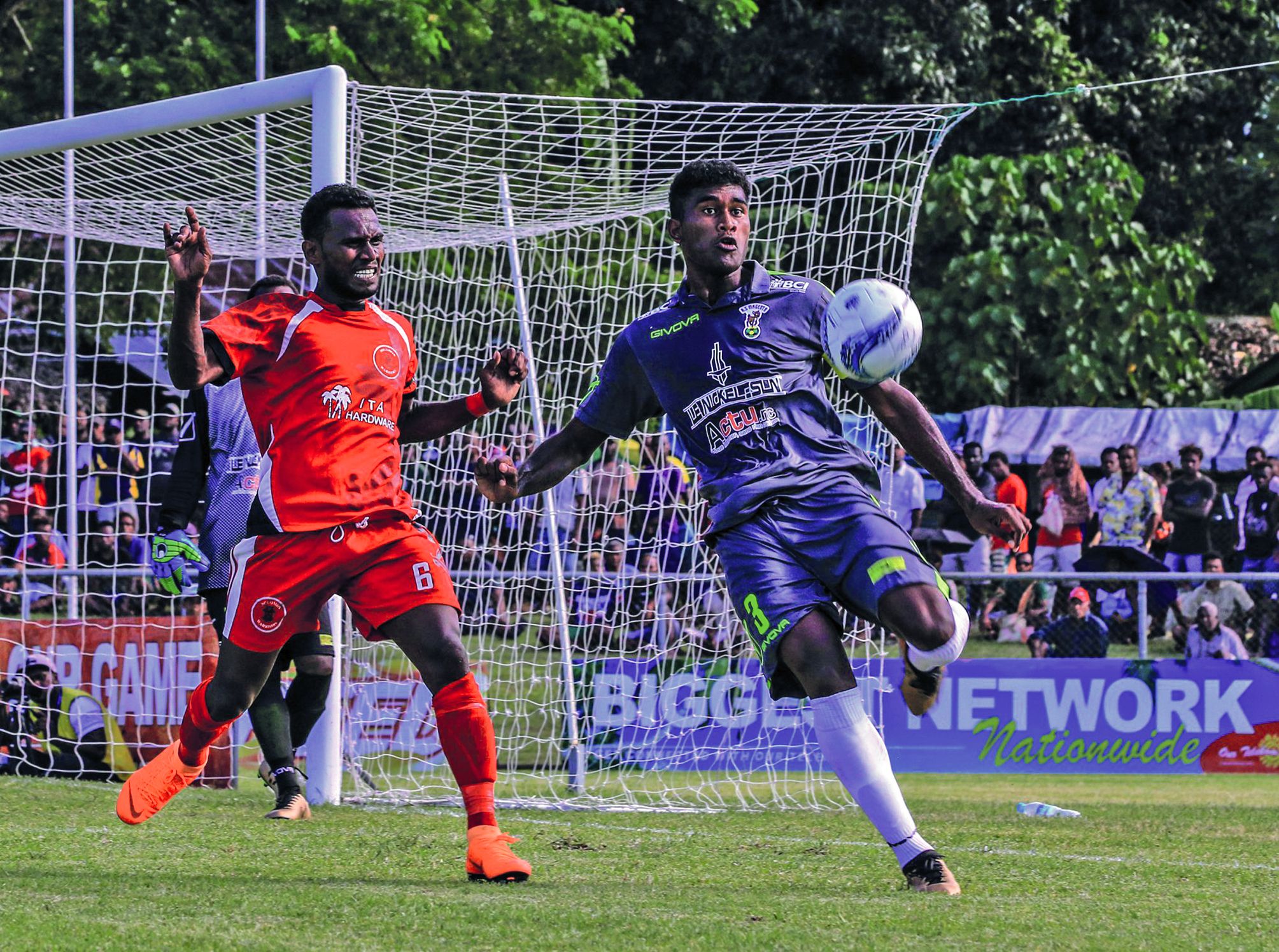 Jean-Brice Wadriako (à droite) devrait jouer. Photo OFC