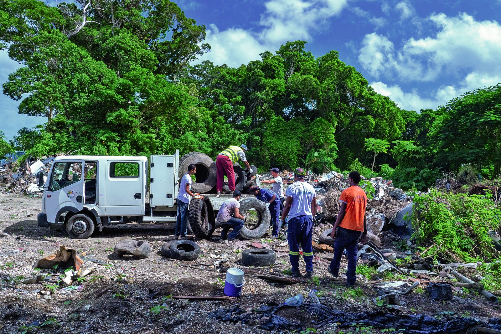 En plus des points d’apport, Caledoclean et les agents municipaux ont fait le tour des décharges sauvages.