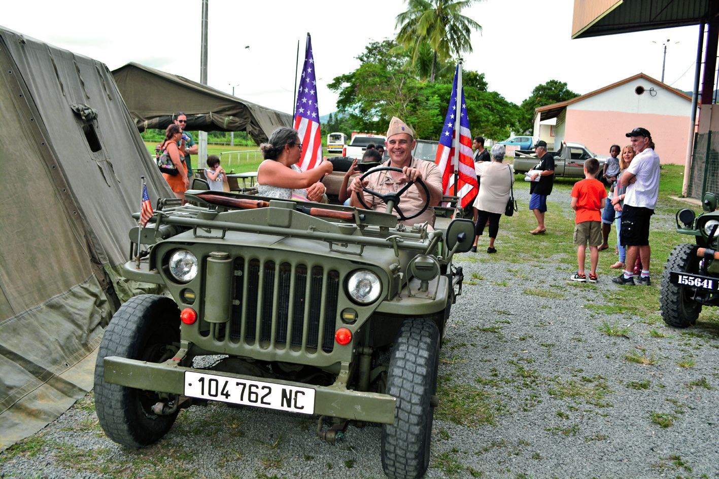 Durant toute la journée, grâce aux bénévoles de l’association du Jeep Army club, le public a pu faire des tours à bord de la mythique jeep américaine. Que du bonheur pour les anciens comme pour la jeune génération. Cette animation a eu énormément de succè