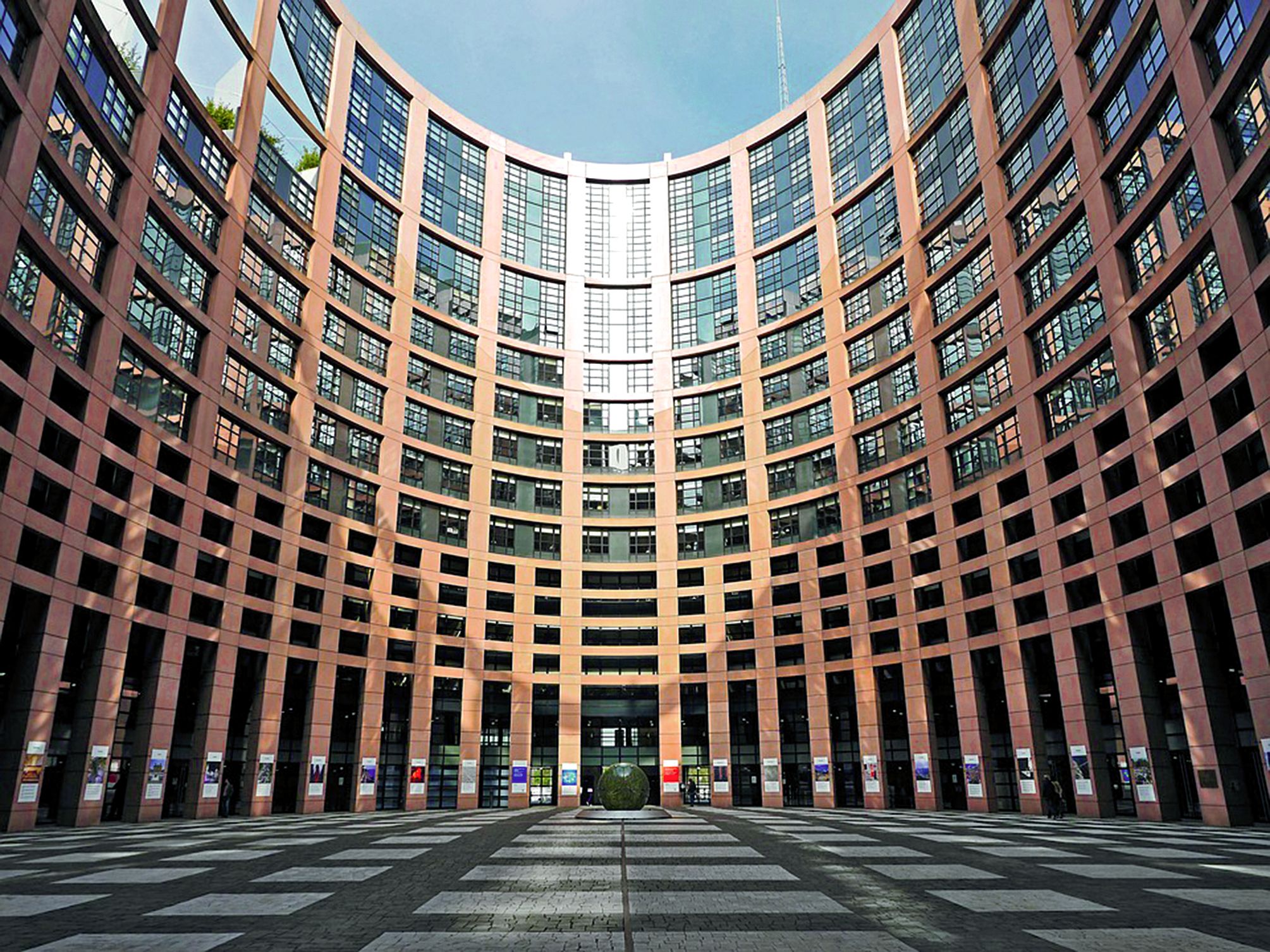 Le Parlement européen de Strasbourg. Depuis dix ans, l’union a intensifié sa coopération avec la région concernant le changement climatique et l’adaptation à ses effets.Photo DR