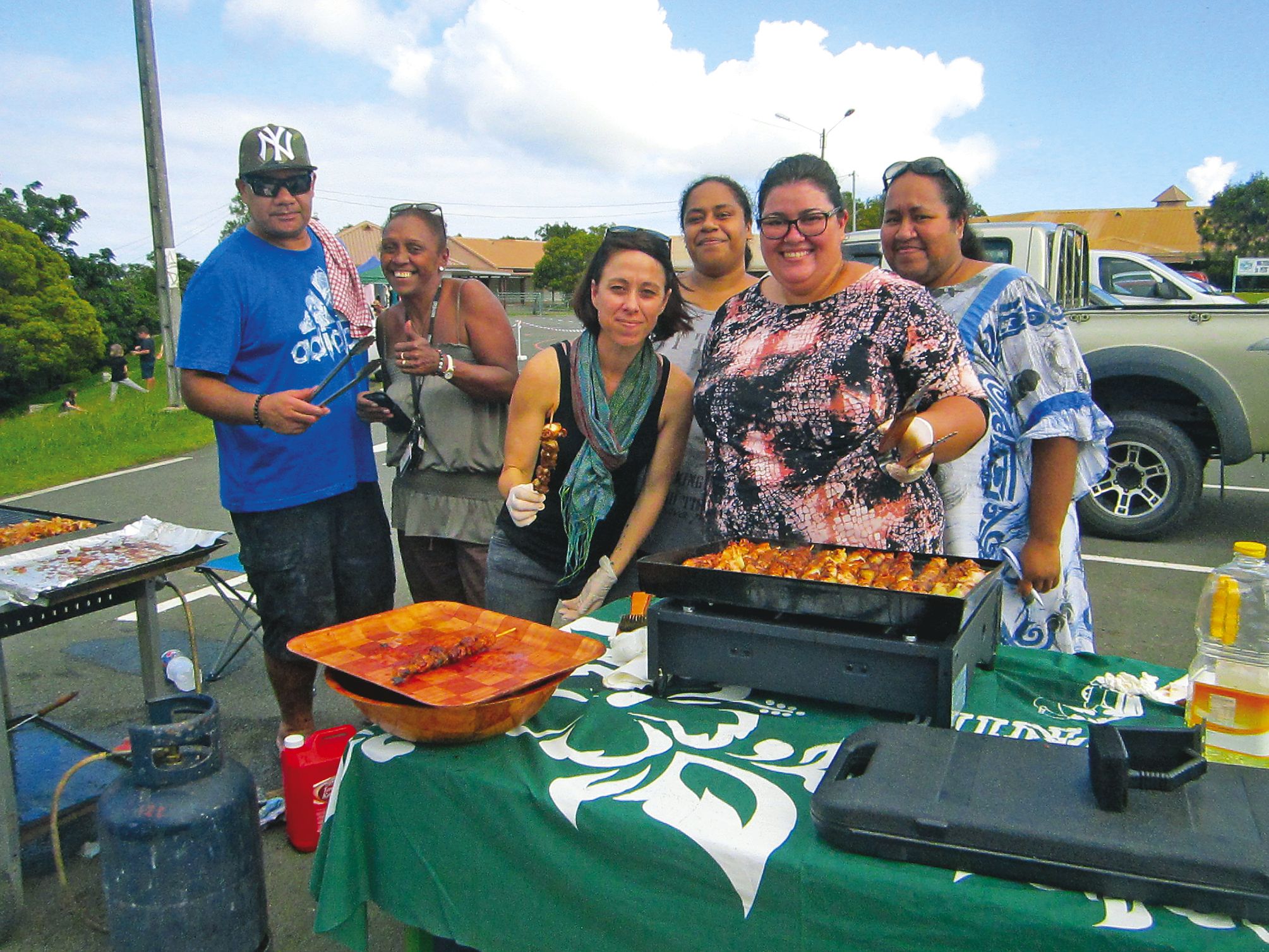 Quatorze stands ont investi le parking de l’école maternelle Le Petit Poucet à la Vallée-du-Tir, samedi matin. C’est le premier vide-greniers de l’année organisé par l’Association des parents d’élèves qui s’est mobilisée pour lever des fonds qui serviront