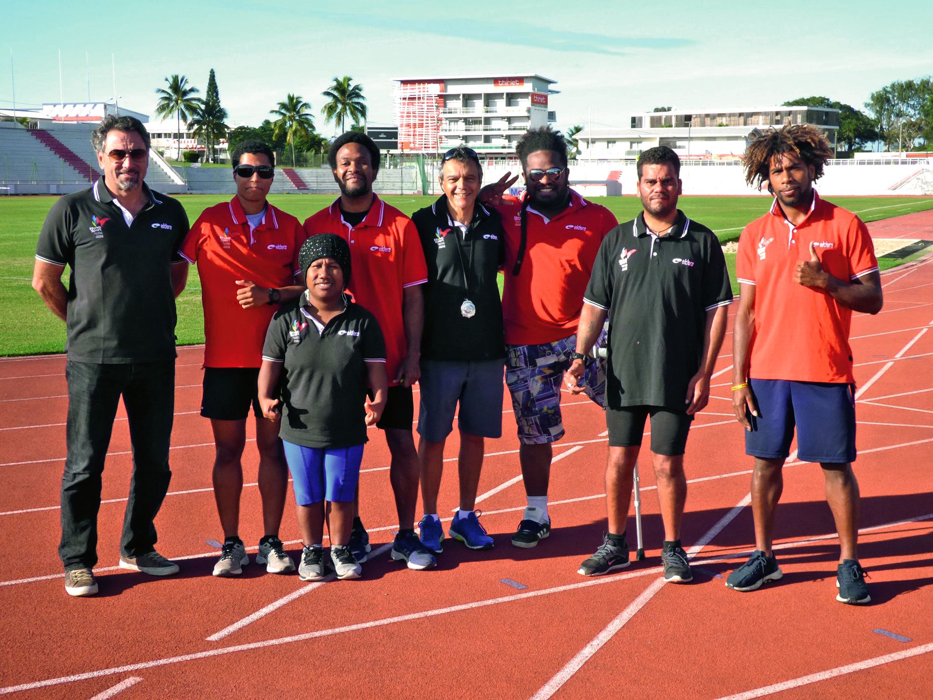 De g. à dr. : Olivier Deniaud, Joanne Lhuillery, Rose Vendegou, Sylvain Bova, José Marques, Marcelin Walico, Philippe Wahicko et Germain Haewegene. Photo F.L.