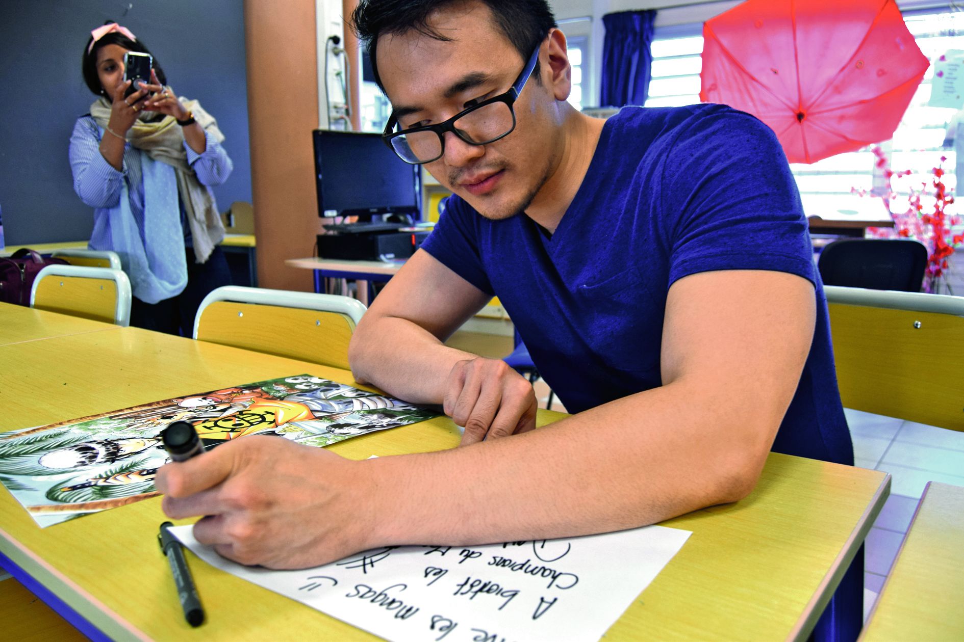 Le conseil a validé la prise en charge des frais de déplacement et d’accueil de l’illustrateur de Manga Mister Mango, lors du festival Go Manga, qui s’est déroulé le mois dernier à la médiathèque. Photo J.J