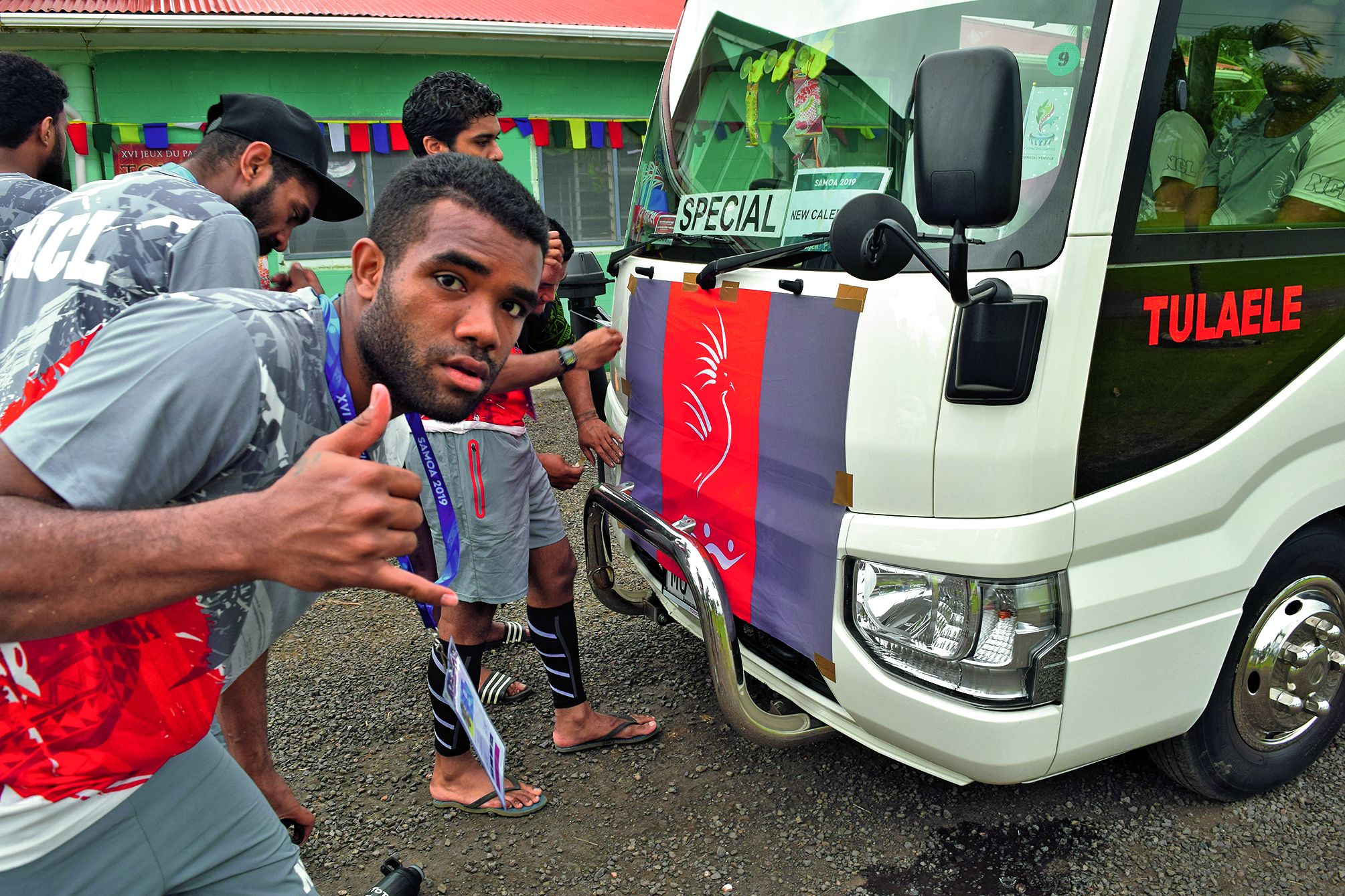 L’un des trois gardiens de but de la sélection de football, Mickaël Ulile, était en forme hier midi avant de filer à l’entraînement. Photos A.F.