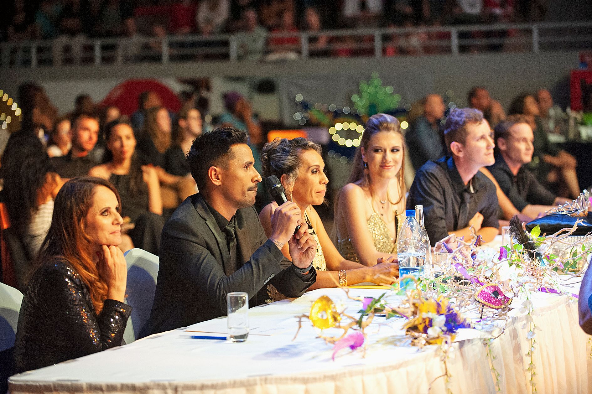 Andréa Lux (au centre), Miss Nouvelle-Calédonie 2016, était la présidente du jury. 