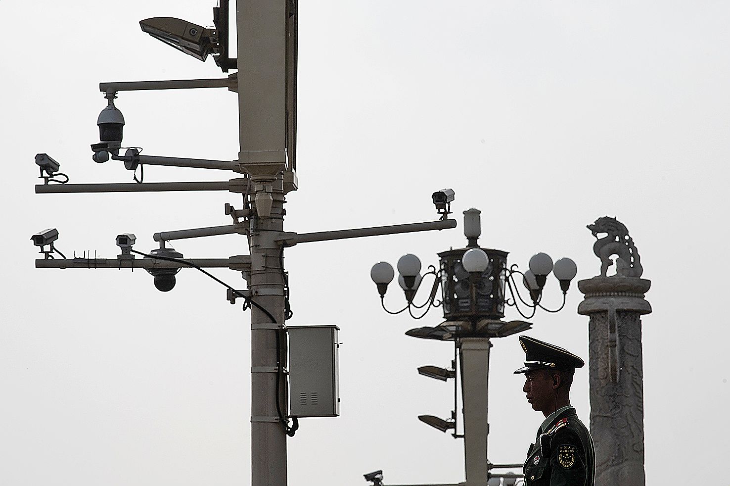 Un nouvel arsenal de surveillance des citoyens alors que le pays comptait, en 2016, pas moins de 176 millions de caméras dans l’espace public.Photo AFP