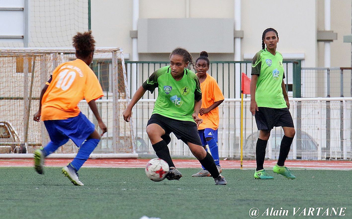Jackie Pahoa a éclairé le jeu de l’Asaf samedi après-midi au stade  du PLGC, à Nouméa. Photo Alain Vartane
