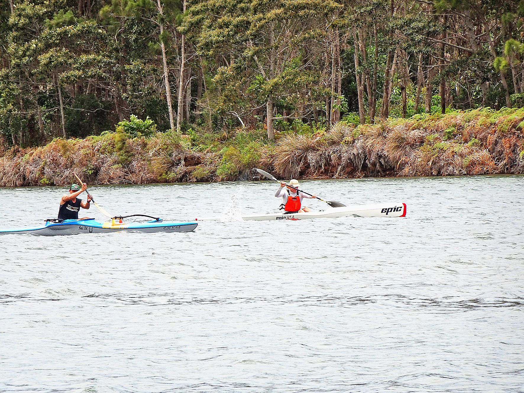 La course de va’a a réuni une quinzaine de participants.  Elle a été remportée par Arnaud Bouye??.