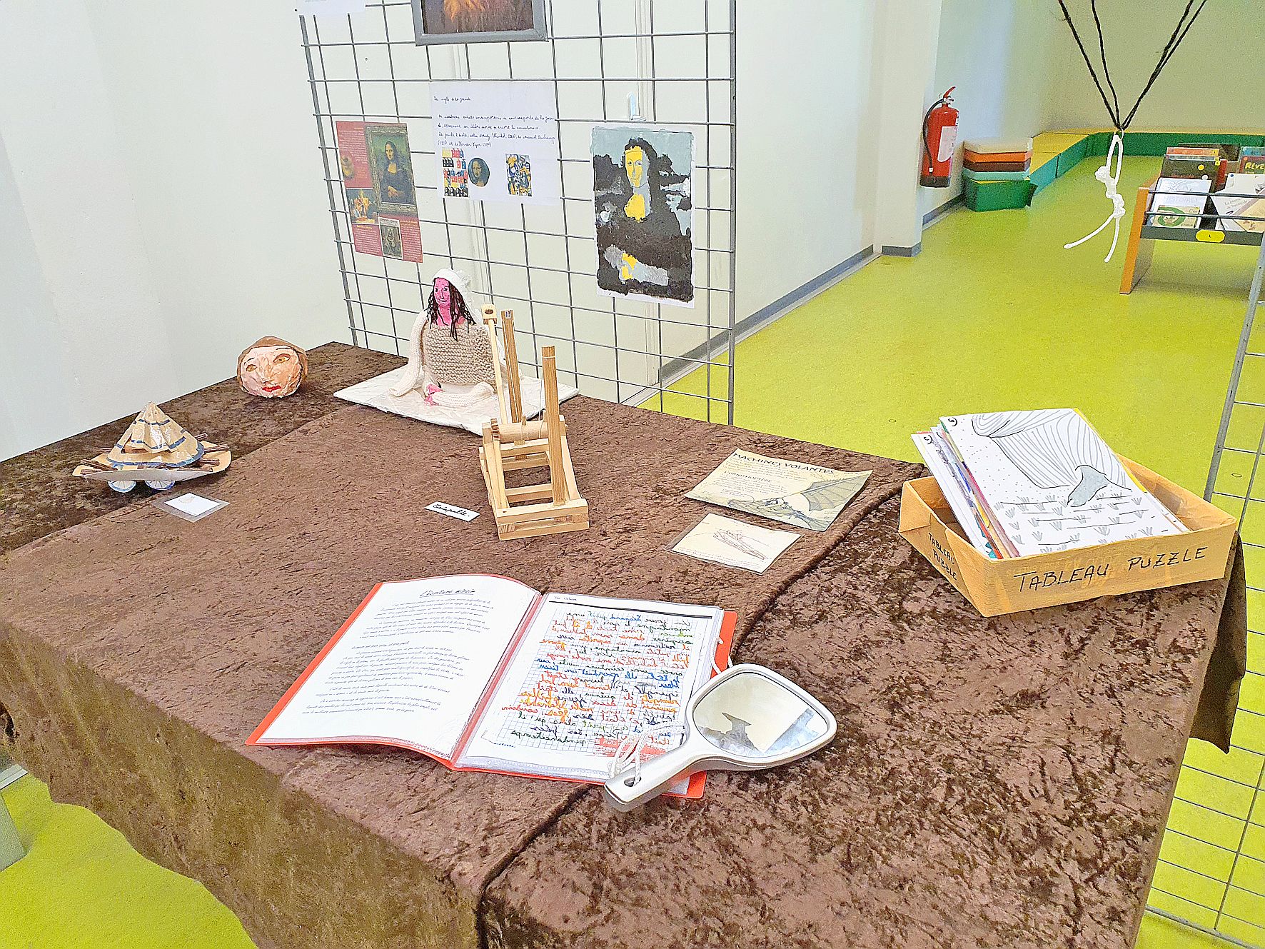 L’exposition a été montée avec beaucoup de soin. 