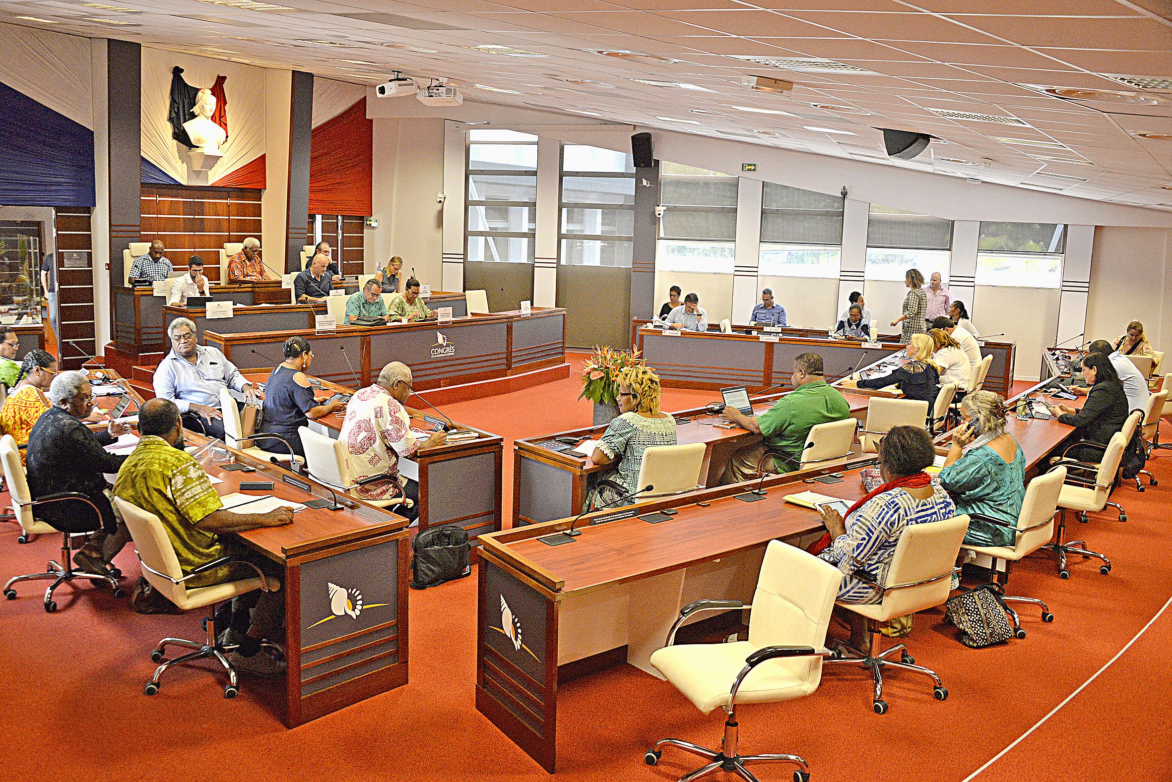 Le Congrès a pris des mesures de distanciation entre élus. Photo : T.P.