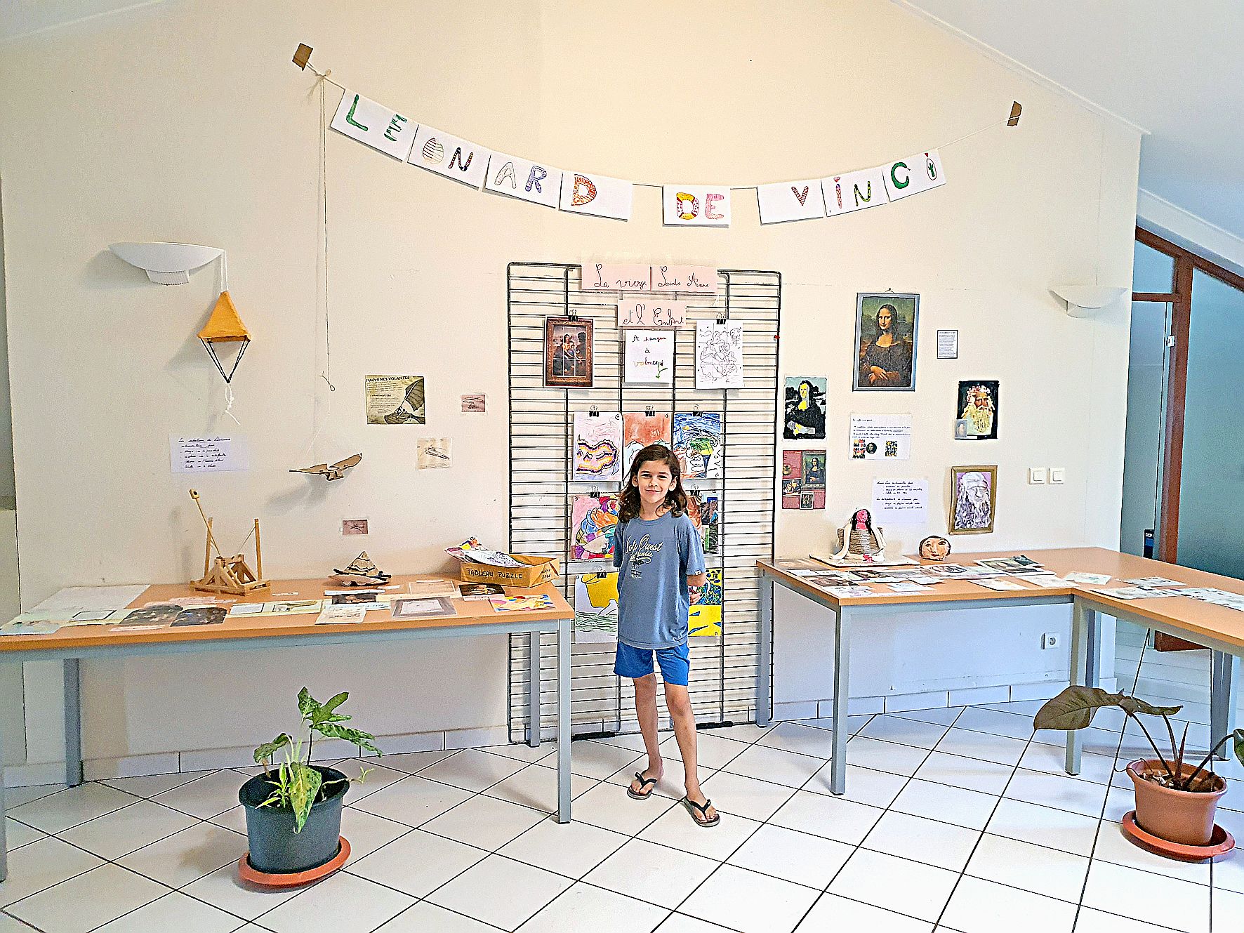 Giovanni a exposé son travail et celui de ses camarades. Le visiteur peut désormais profiter de leurs recherches et de leur travail. 