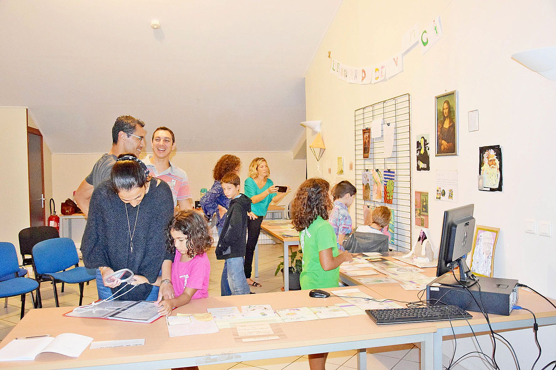 Les enfants ont présenté plusieurs conférences sur le génie de la Renaissance, devant les scolaires ou devant des adultes.