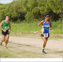 Première au pied du Ouen Toro, Erika Ellis s'y retrouvera troisième quelques kilomètres plus tard… sans avoir été doublée.