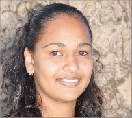 Taylor LeroyTaylor, 17 ans, habite Koumac et se présente pour la première fois à une élection de Miss. Taylor désire suivre une formation pour obtenir un diplôme lui permettant de travailler dans une garderie d'enfants. Elle consacre son temps libre à des