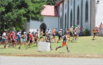 L'île des Pins aura accueilli près de 80 concurrents, samedi matin.