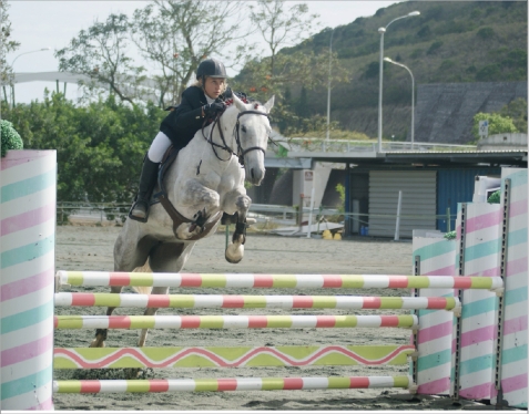 Dominique Seagoe est venue du Vanuatu pour s'offrir une belle victoire dans la série reine avec Storm du Titema.