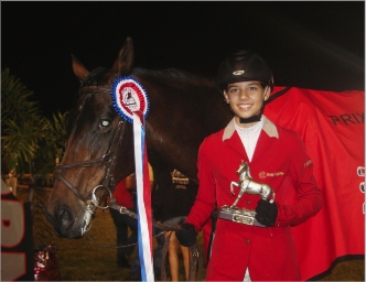 Le Grand Prix Espoir de la ville de Nouméa est revenu à Lætitia Giovannelli avec Lana de Meare.