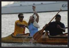 Sortir la pagaie en même temps que les autres, une fois calée sur le bon tempo, et c'est la glisse assurée.