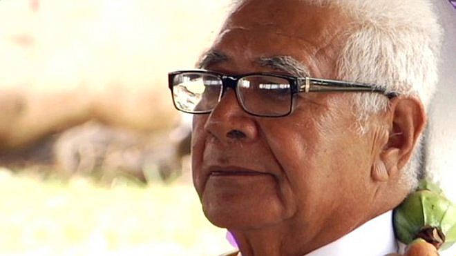 Eufenio Takala, âgé de 72 ans, est le premier roi à avoir un lignage royal par le côté maternel. Cette nouveauté a suscité des débats pendant la cérémonie du Kava.