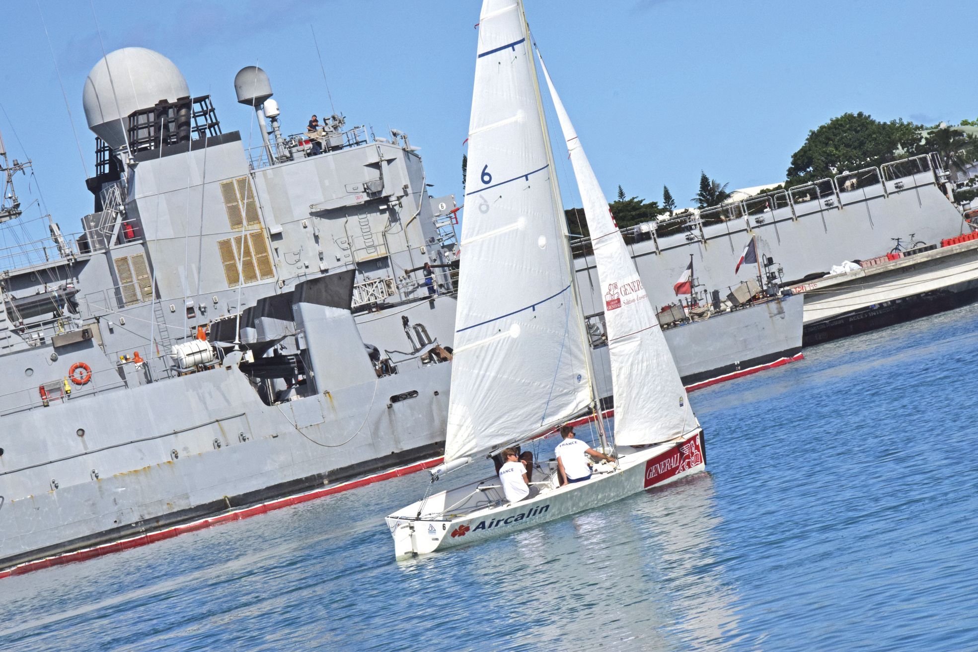 Nouméa, le 9 juin. L'équipe française s'est entraînée avec les Calédoniens la semaine dernière.