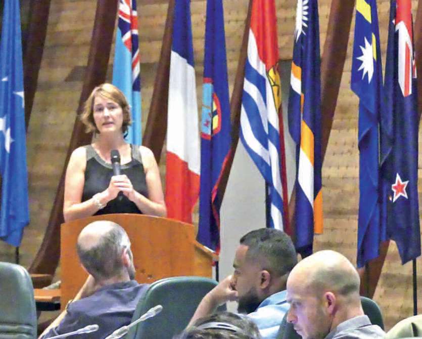 Aurélie Ghysels a présenté hier, à la CPS, les résultats de l’étude de faisabilité de la commercialisation locale de la viande de cerf sauvage issue de la chasse.