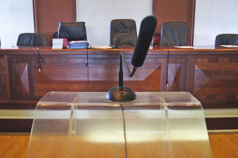 Les membres des deux familles étaient très nombreux à avoir fait le déplacement depuis Lifou, hier.