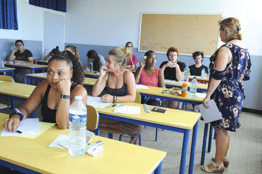 40 % des « profs » sont cadres d’État. On compte autant de cadres territoriaux et environ 300 maîtres auxiliaires.