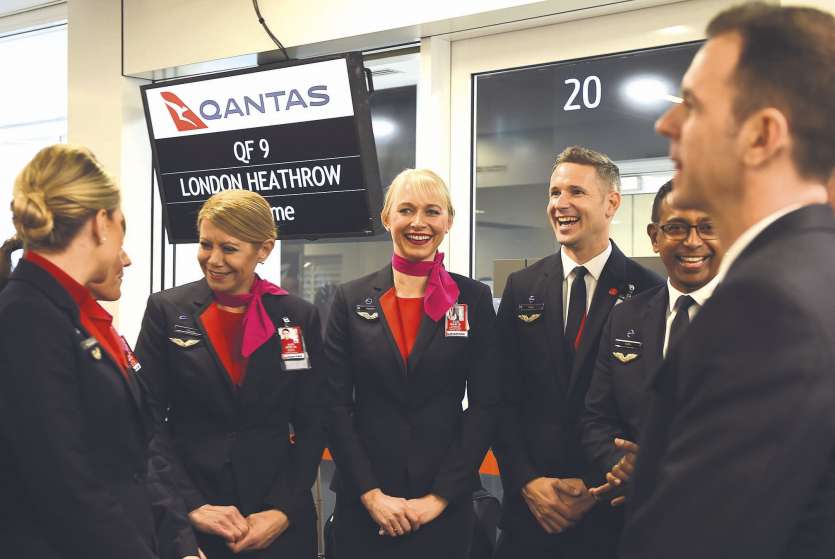 Une partie des membres de l’équipage, très fiers d’inaugurer cette nouvelle liaison aérienne.