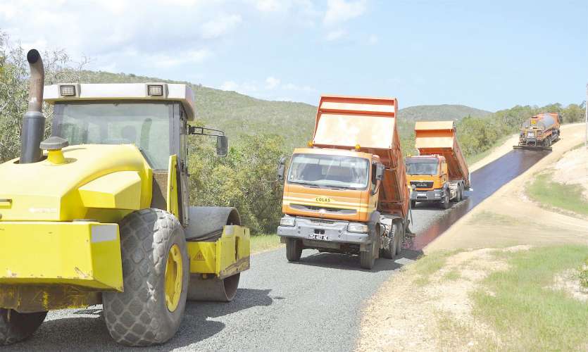 Les travaux ont été réalisés sur des tronçons de chemins ruraux, en mauvais état ou générateurs de poussières pour les habitations alentour.